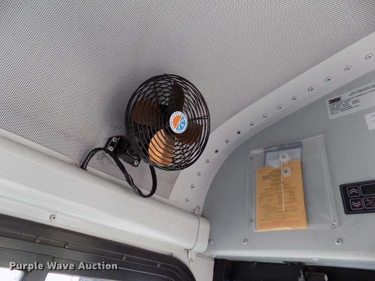 image for item FA9637 2010 Thomas Built Saf-T-Liner school bus