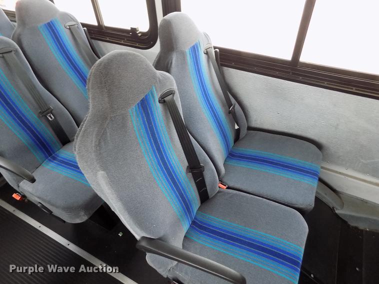 image for item FA9637 2010 Thomas Built Saf-T-Liner school bus