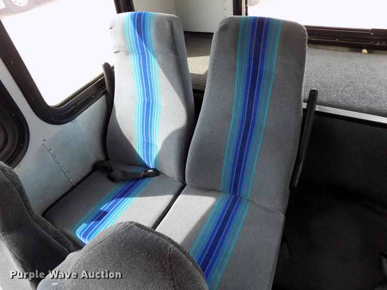 image for item FA9637 2010 Thomas Built Saf-T-Liner school bus