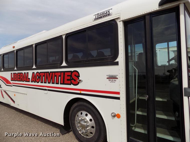 image for item FA9637 2010 Thomas Built Saf-T-Liner school bus