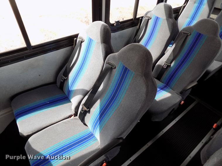 image for item FA9638 2010 Thomas Built Saf-T-Liner school bus