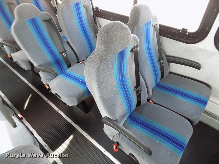 image for item FA9638 2010 Thomas Built Saf-T-Liner school bus