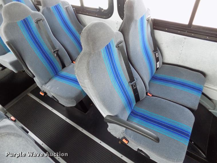 image for item FA9638 2010 Thomas Built Saf-T-Liner school bus