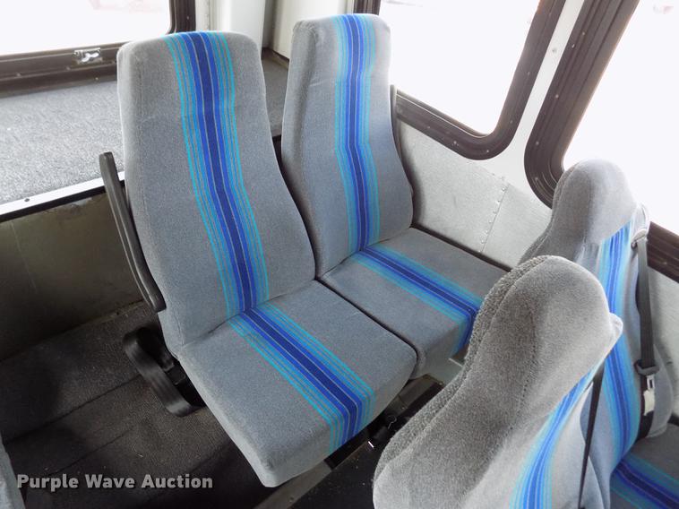 image for item FA9638 2010 Thomas Built Saf-T-Liner school bus