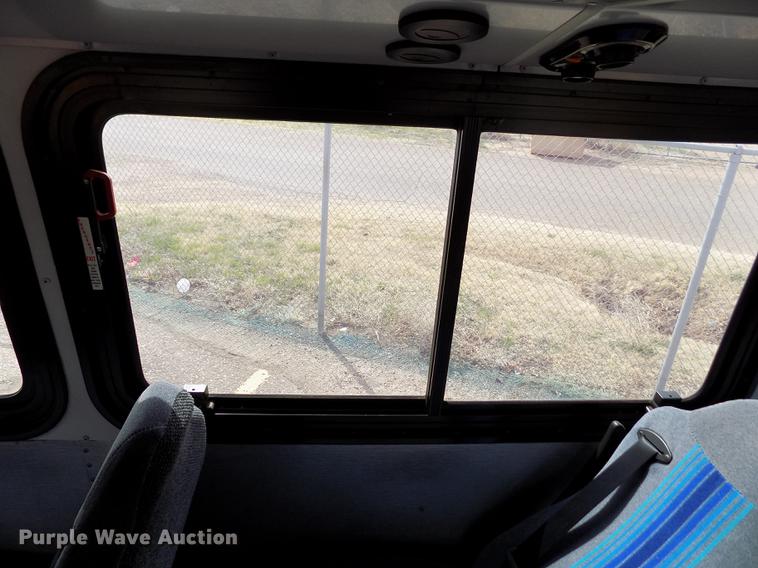 image for item FA9638 2010 Thomas Built Saf-T-Liner school bus