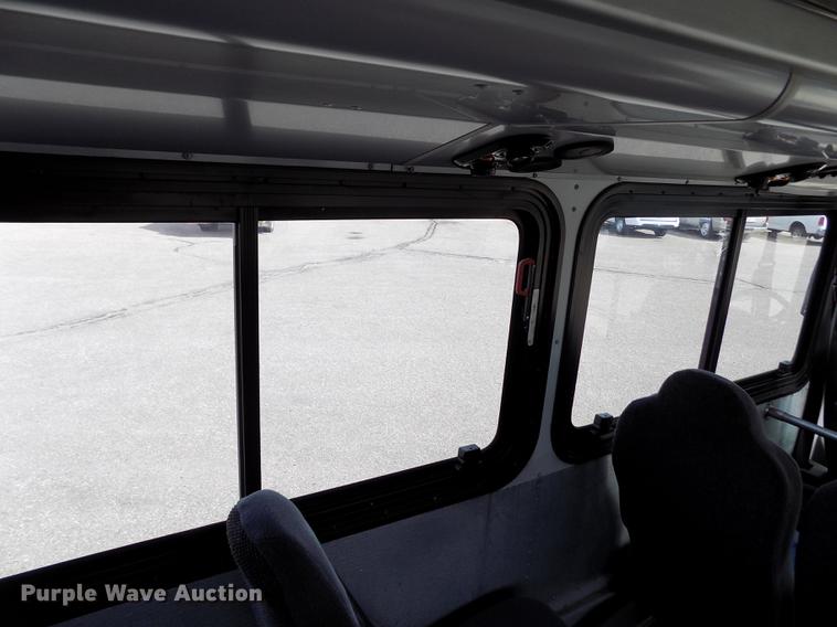 image for item FA9638 2010 Thomas Built Saf-T-Liner school bus