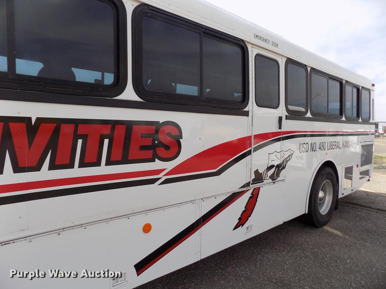 image for item FA9638 2010 Thomas Built Saf-T-Liner school bus