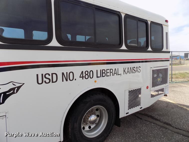 image for item FA9638 2010 Thomas Built Saf-T-Liner school bus