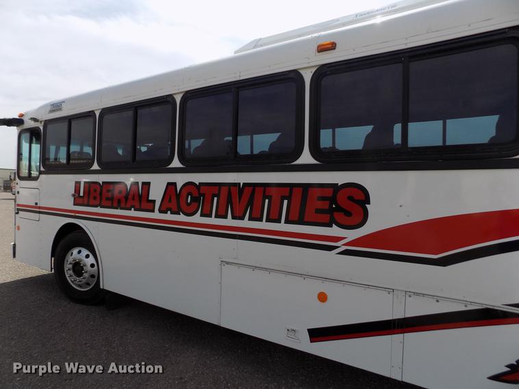 image for item FA9638 2010 Thomas Built Saf-T-Liner school bus