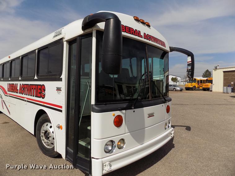 image for item FA9638 2010 Thomas Built Saf-T-Liner school bus