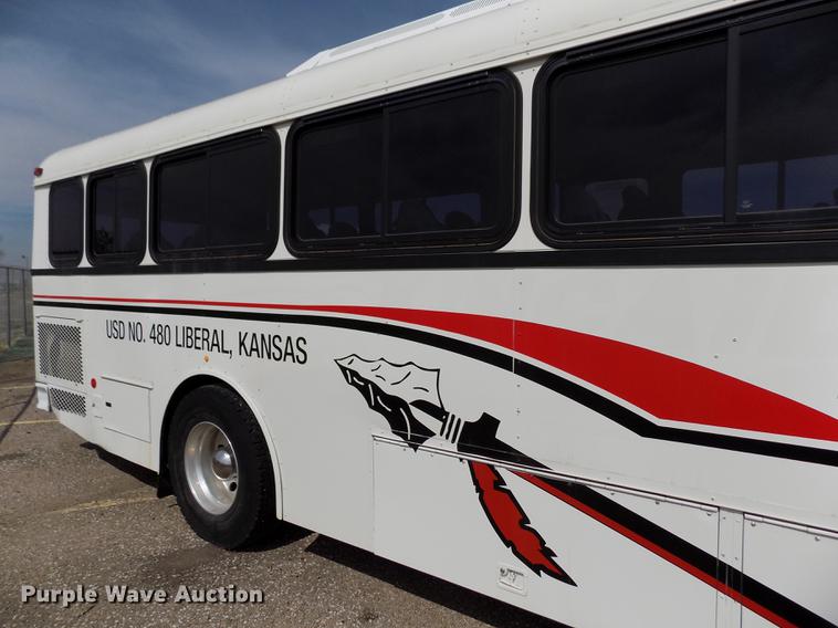 image for item FA9638 2010 Thomas Built Saf-T-Liner school bus