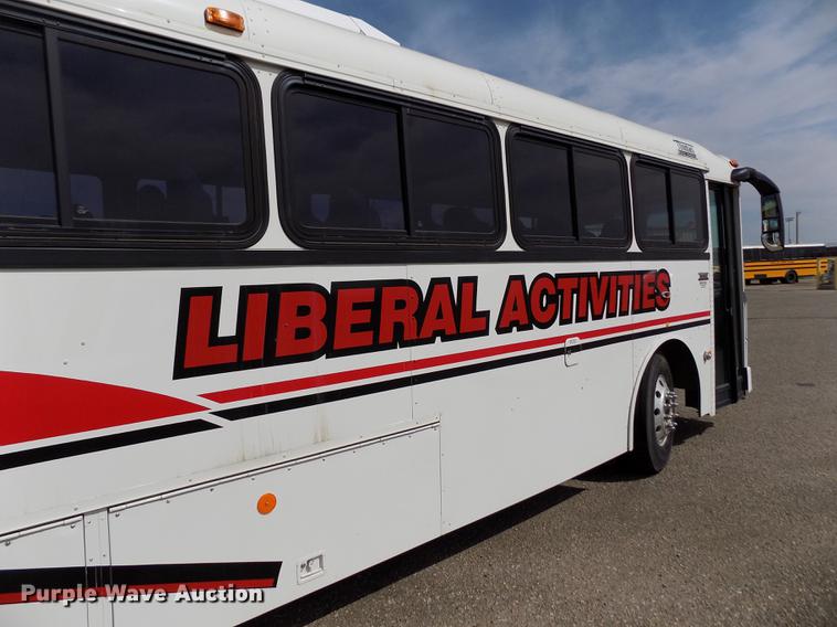 image for item FA9638 2010 Thomas Built Saf-T-Liner school bus