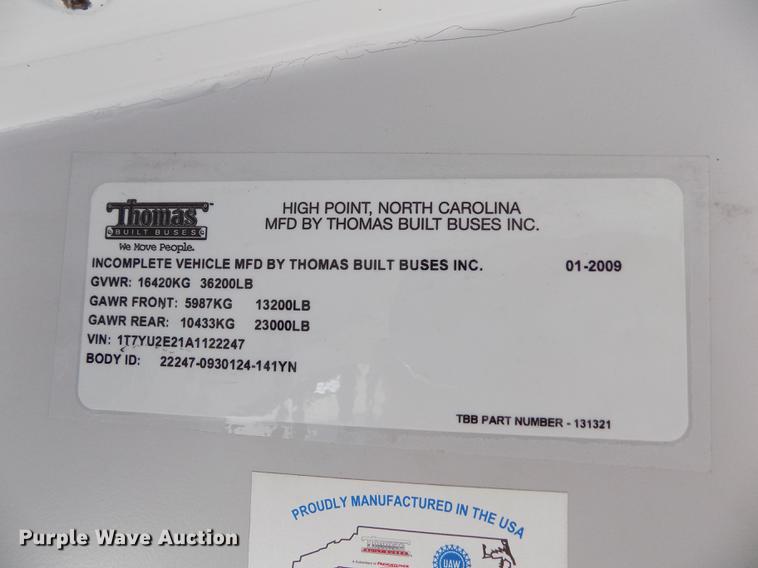 image for item FA9638 2010 Thomas Built Saf-T-Liner school bus