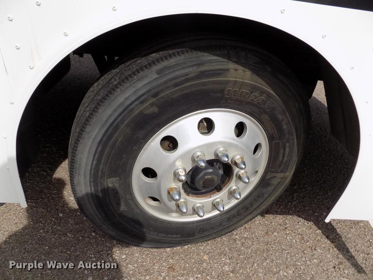 image for item FA9638 2010 Thomas Built Saf-T-Liner school bus