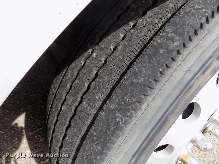 image for item FA9638 2010 Thomas Built Saf-T-Liner school bus