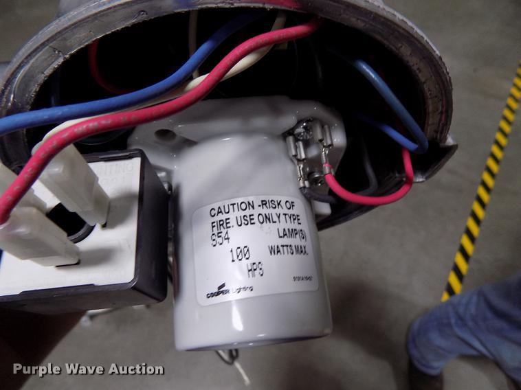 image for item FA9646 (21) Cooper HPS security lights