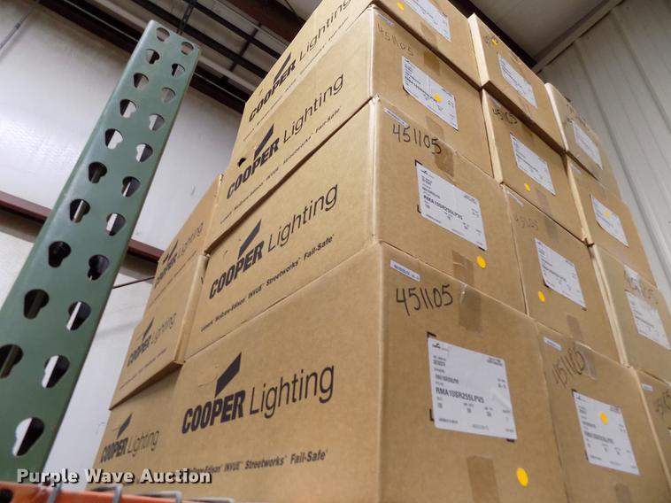 image for item FA9646 (21) Cooper HPS security lights