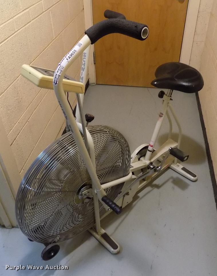 Schwinn exercise bike in Concordia, KS Item FA9655 sold Purple Wave