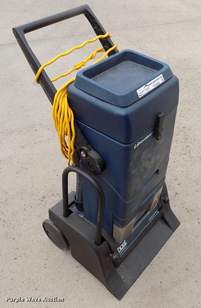 2011 Host Liberator dry carpet cleaner in Concordia, KS Item FA9685