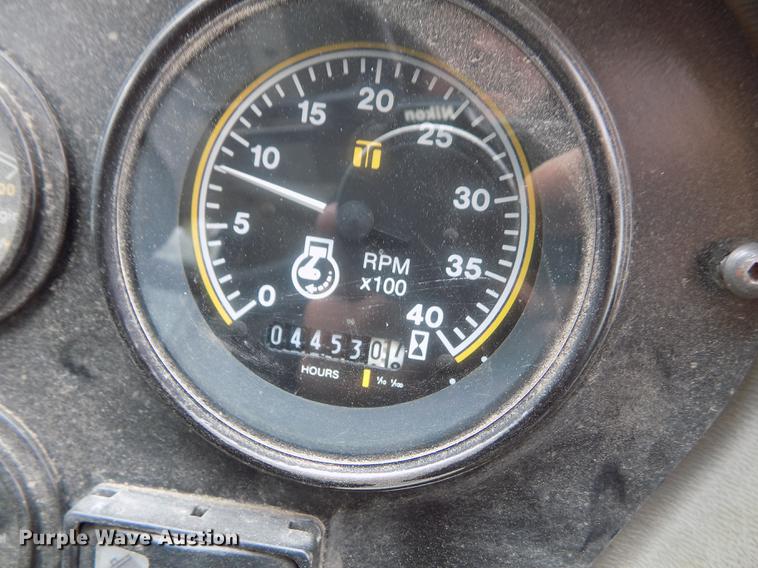 image for item FA9689 1998 Johnston 3000 street sweeper