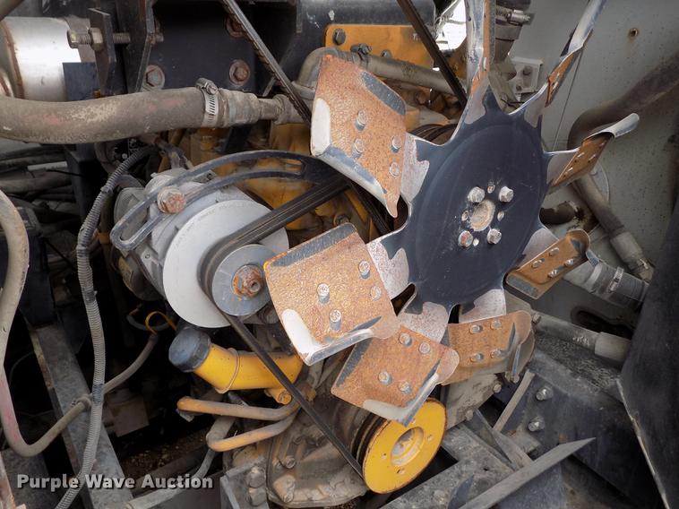 image for item FA9689 1998 Johnston 3000 street sweeper