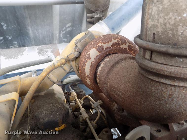 image for item FA9689 1998 Johnston 3000 street sweeper