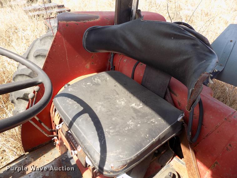 image for item FA9691 International 685 tractor