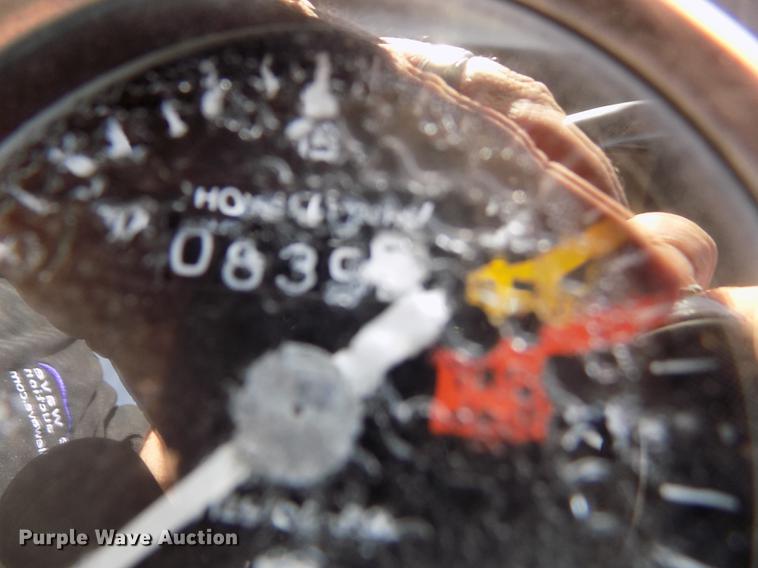 image for item FA9691 International 685 tractor