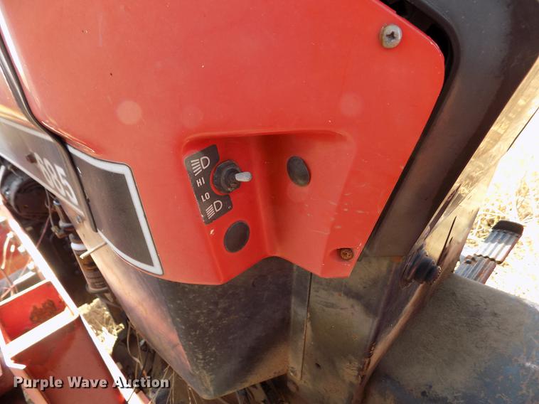 image for item FA9691 International 685 tractor