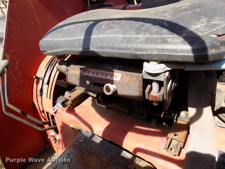 image for item FA9691 International 685 tractor