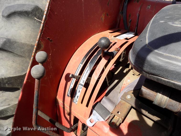 image for item FA9691 International 685 tractor