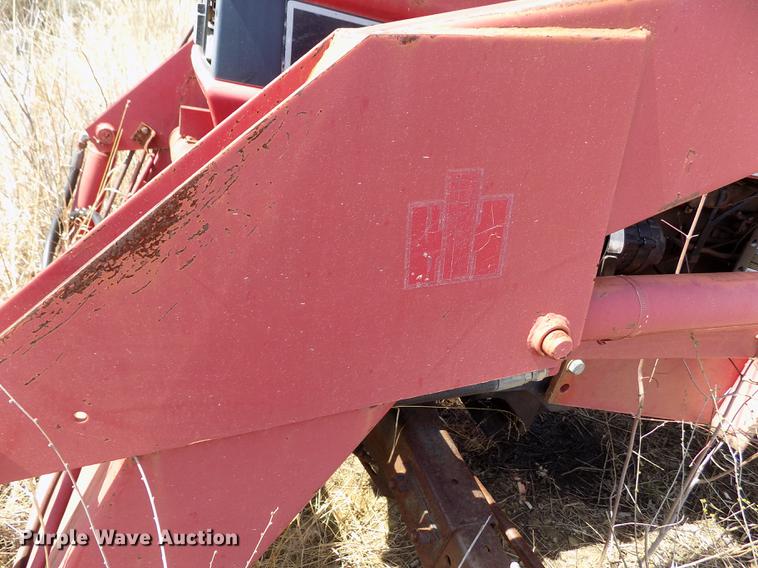 image for item FA9691 International 685 tractor