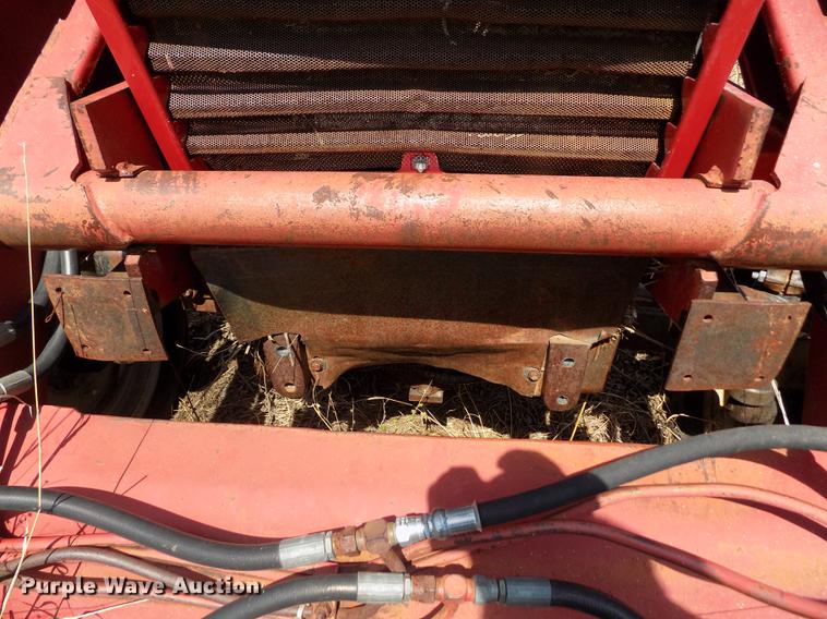 image for item FA9691 International 685 tractor