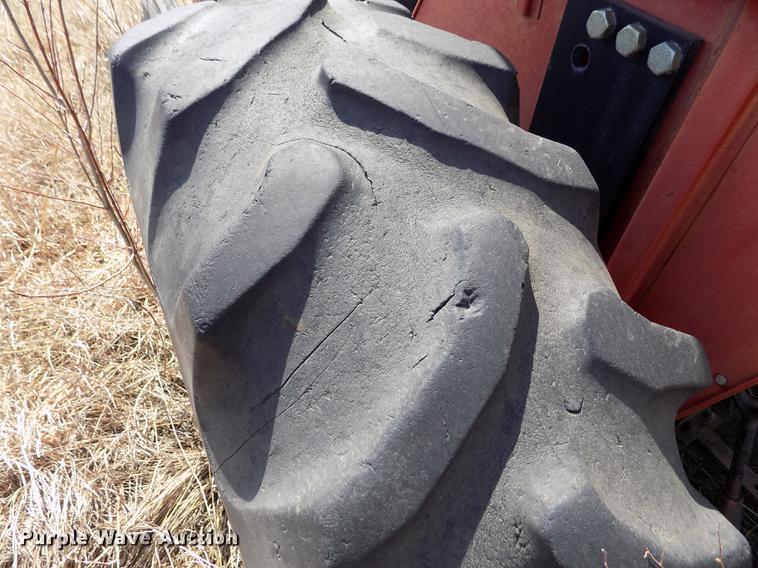 image for item FA9691 International 685 tractor