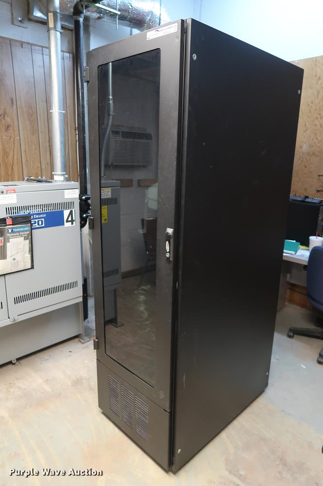 Liebert ECM2000LR-X60 chiller cooling server rack in Norman, OK | Item ...