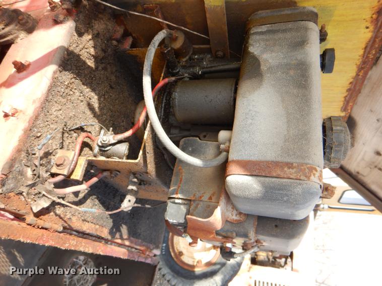 image for item FK9021 Highway Equipment P6 spreader