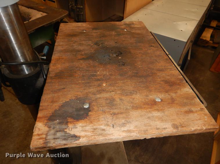 image for item FK9095 Delta 70-200 drill press