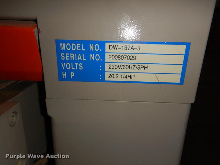 image for item FK9099 Super Max DW137A3 sander