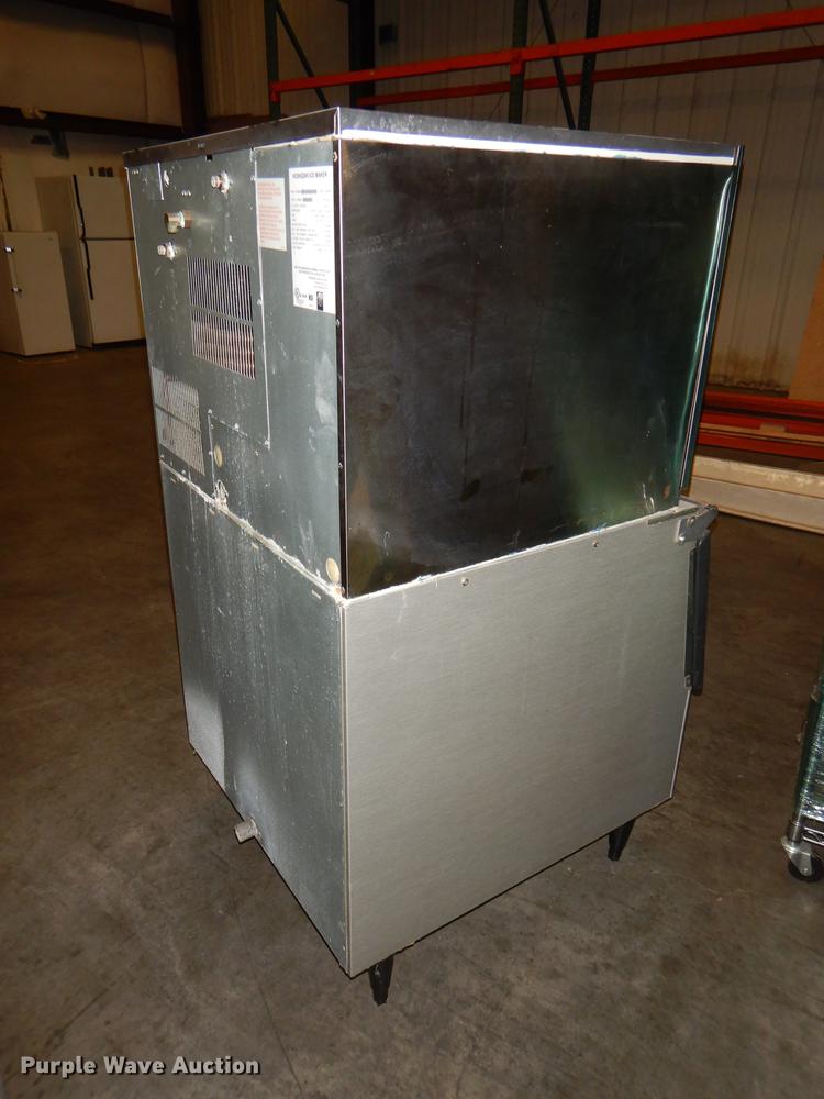 image for item FK9102 Hoshizaki KML-250MWH ice maker