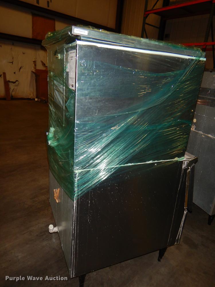 image for item FK9103 Hoshizaki KML-250MWH ice maker