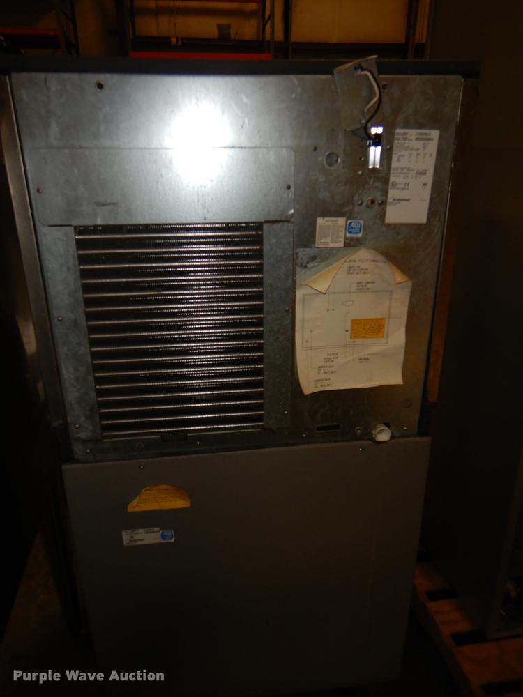 image for item FK9107 Scotsman CME256ASIF ice maker