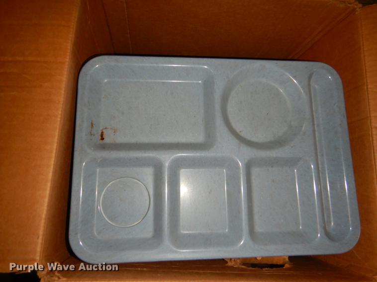 image for item FK9108 Approximately 200 lunch trays
