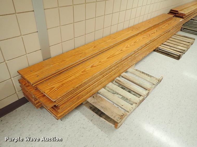 image for item FN9993 Approximately 25 pine bleacher boards