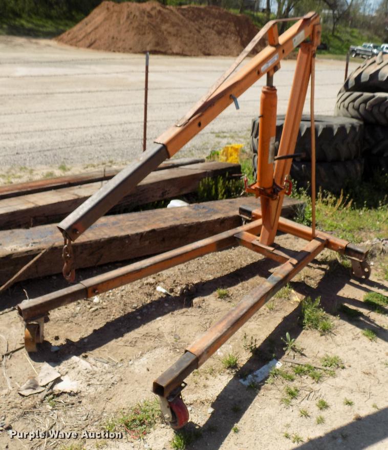 image for item FO9765 Pitbull engine hoist