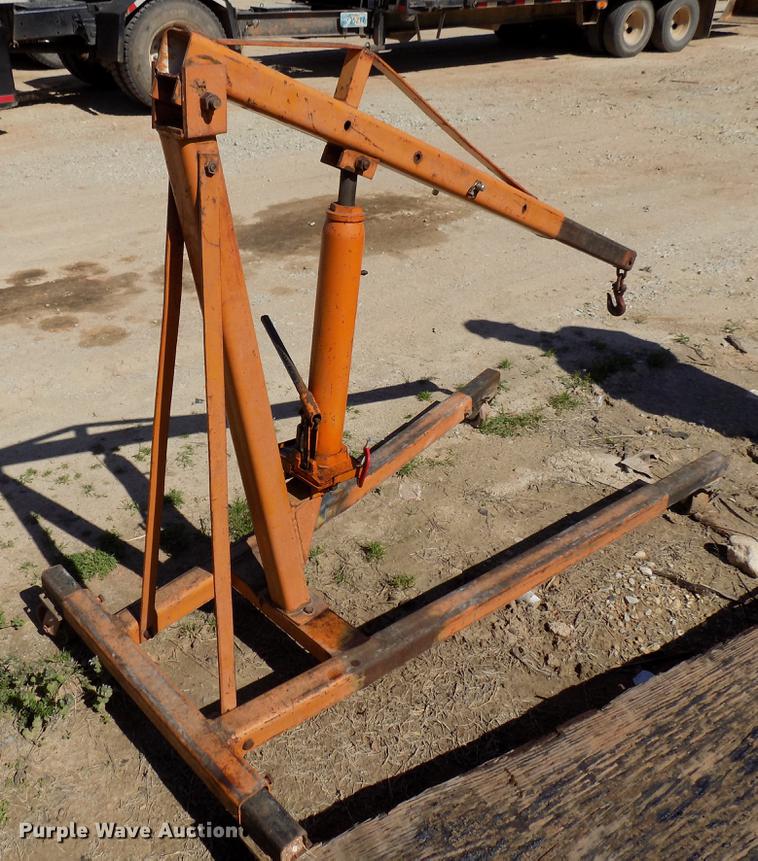 image for item FO9765 Pitbull engine hoist