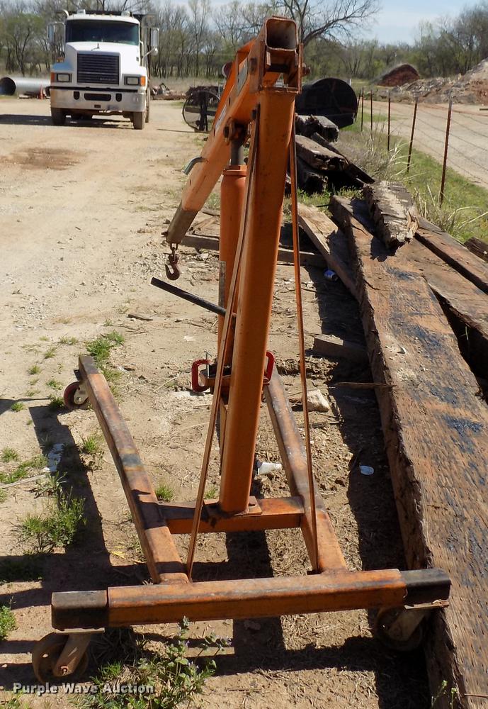 image for item FO9765 Pitbull engine hoist