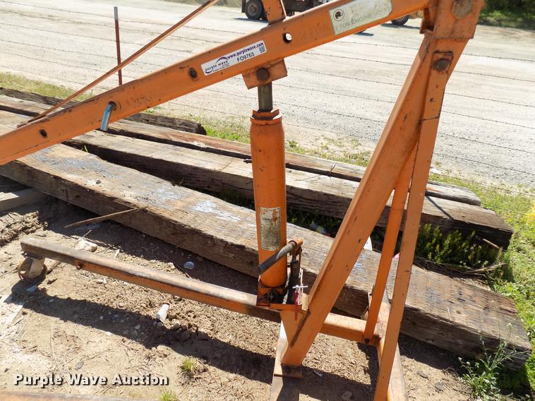 image for item FO9765 Pitbull engine hoist