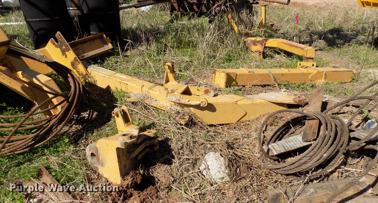 image for item FO9766 Diamond Mowers top link and boom arm