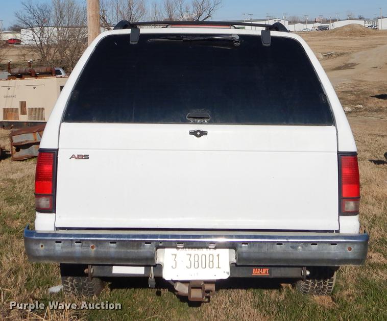 image for item FQ9733 1994 Chevrolet S10 Blazer SUV