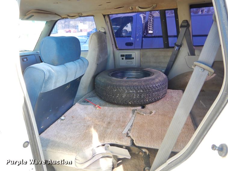 image for item FQ9733 1994 Chevrolet S10 Blazer SUV